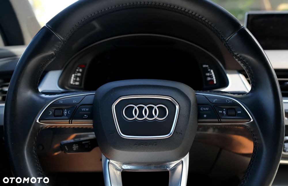 Audi Q7 3.0 TDI Quattro Tiptronic - 6