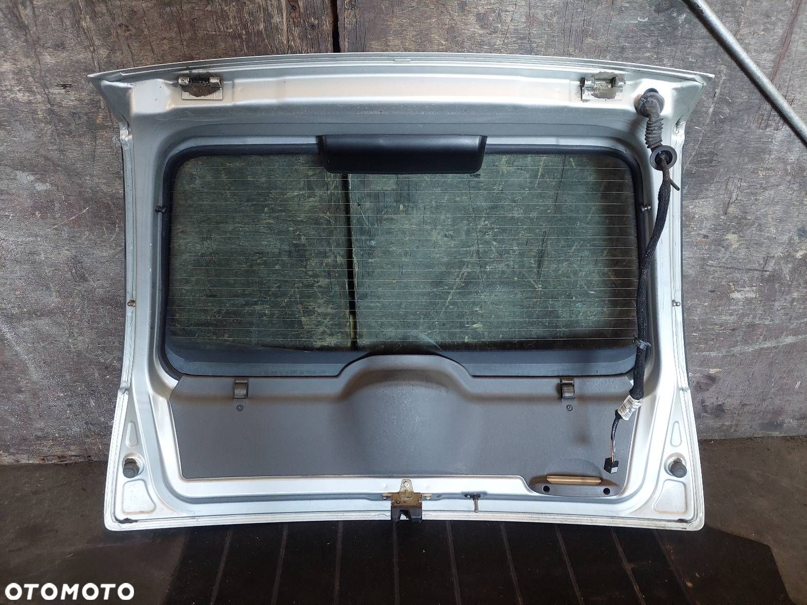 KOMPLETNY TYŁ KLAPA BAGAŻNIKA ZDERZAK TYŁ LAMPY OPEL CORSA C 5D Z157 - 12
