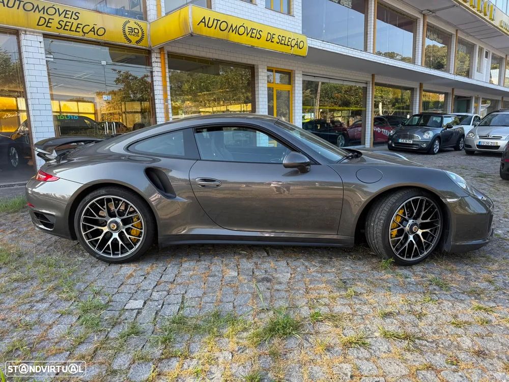 Porsche 911 (991) Turbo S - 6