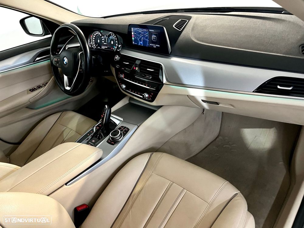 BMW 530 e iPerformance - 14