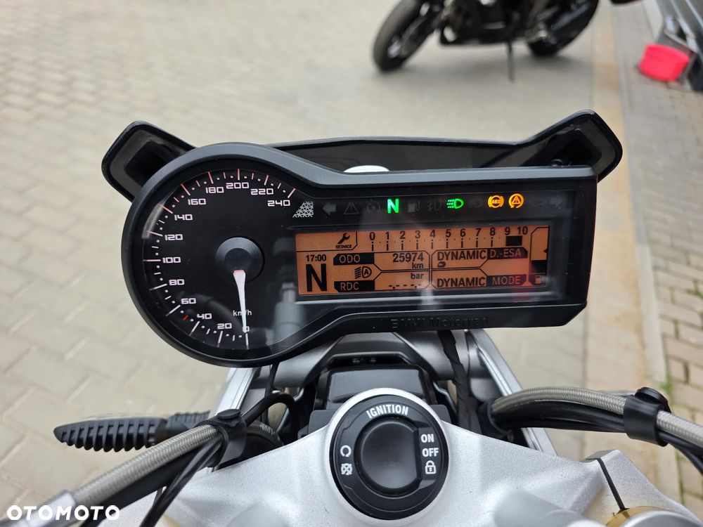 BMW R - 12