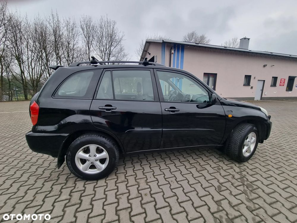 Toyota RAV4 2.0 VVT-i 4x4 - 20