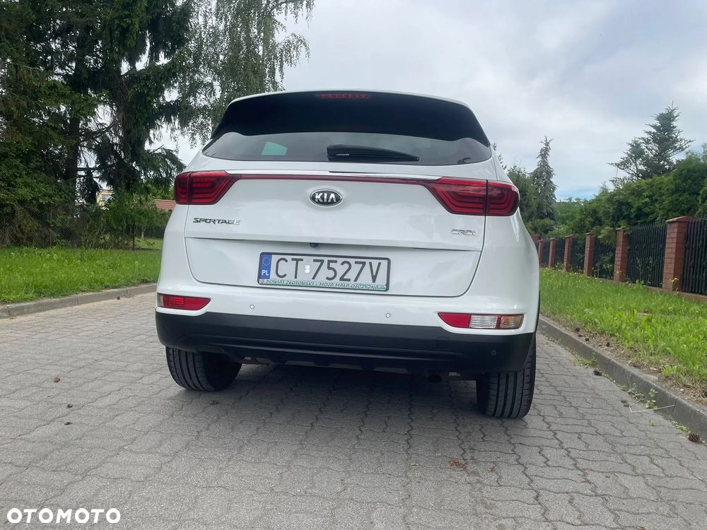 Kia Sportage 2,0 CRDI AWD Platinum - 6