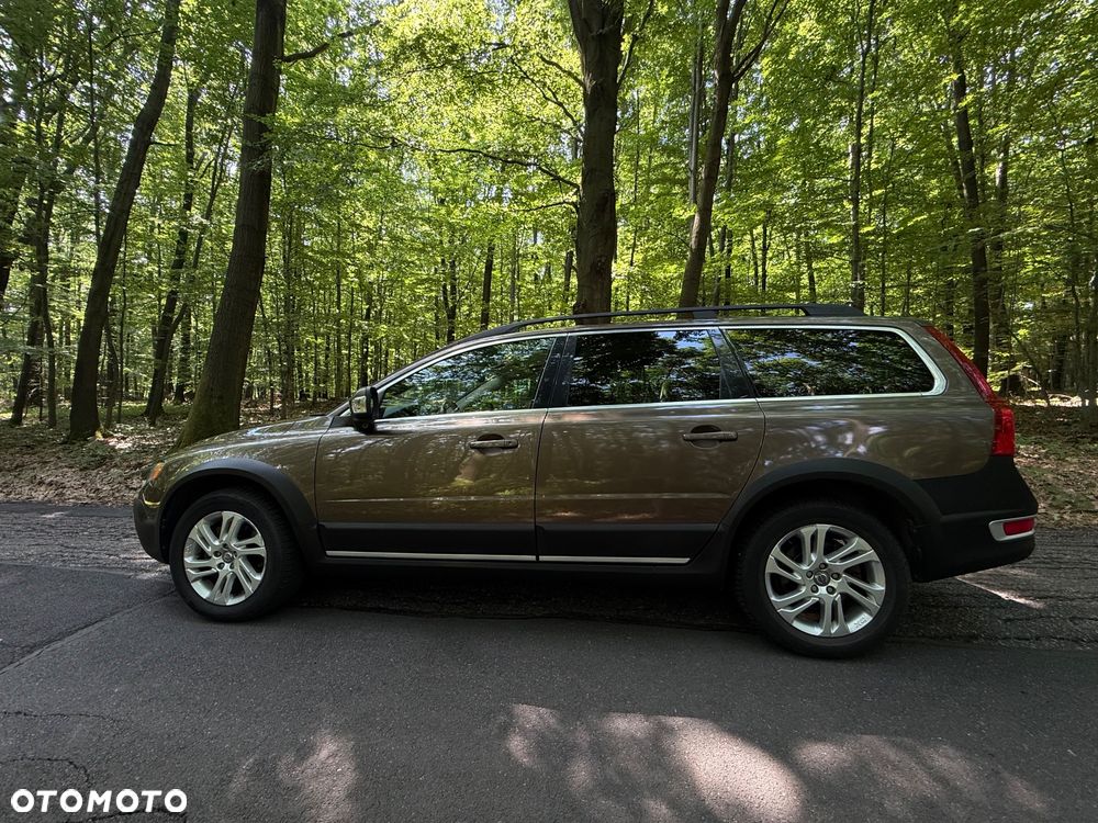 Volvo XC 70 D5 AWD Dynamic Momentum - 13