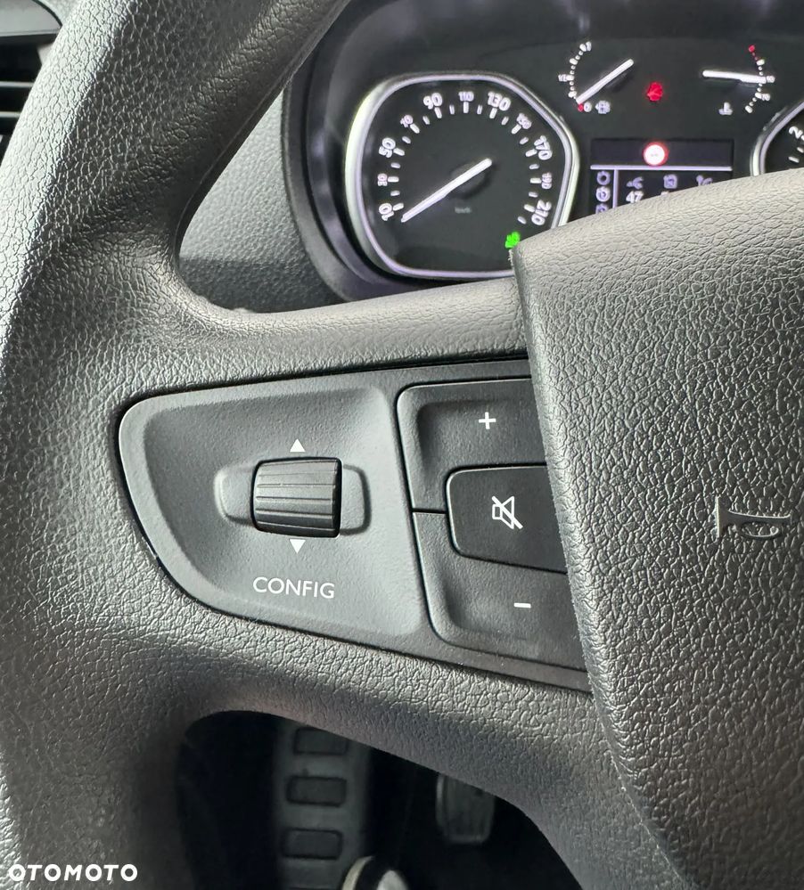 Opel Vivaro - 13