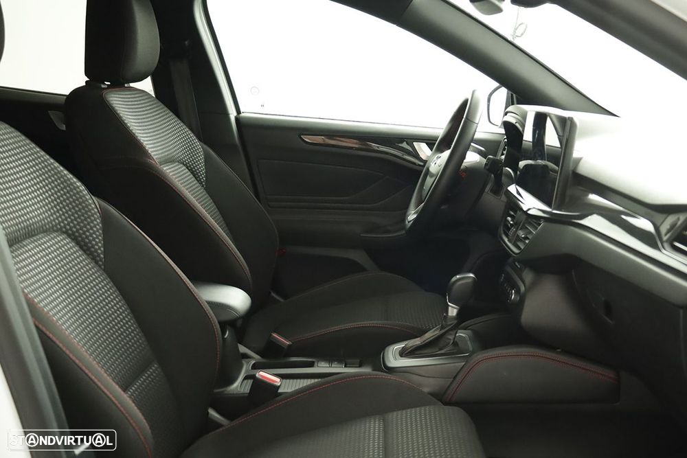 Ford Focus 1.0 EcoBoost MHEV ST-Line X Aut. - 21