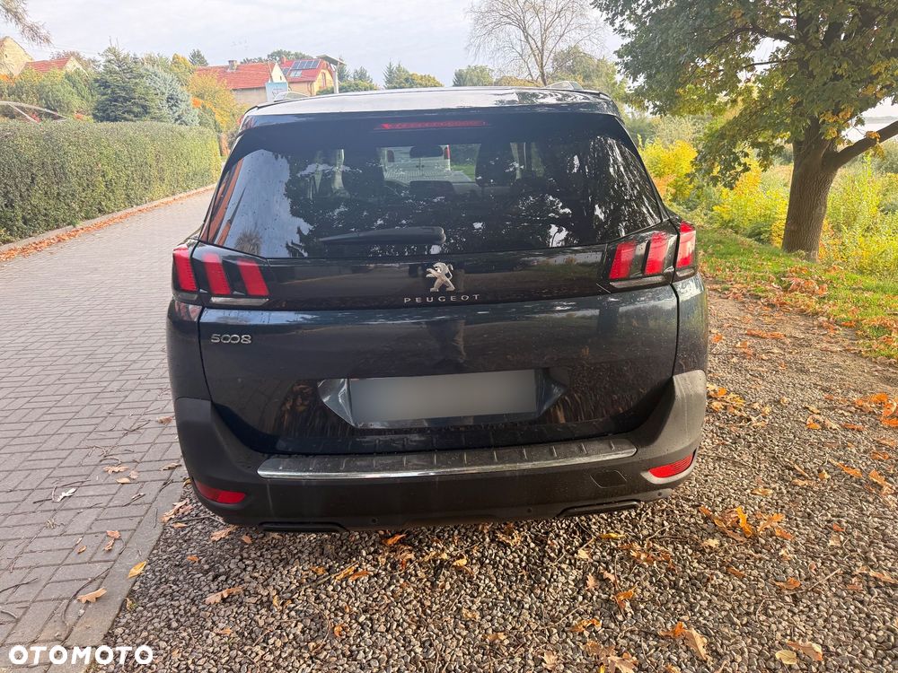 Peugeot 5008 - 14