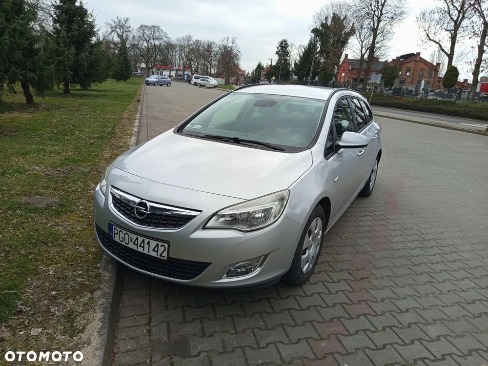 Opel Astra 1.4 Cosmo - 1