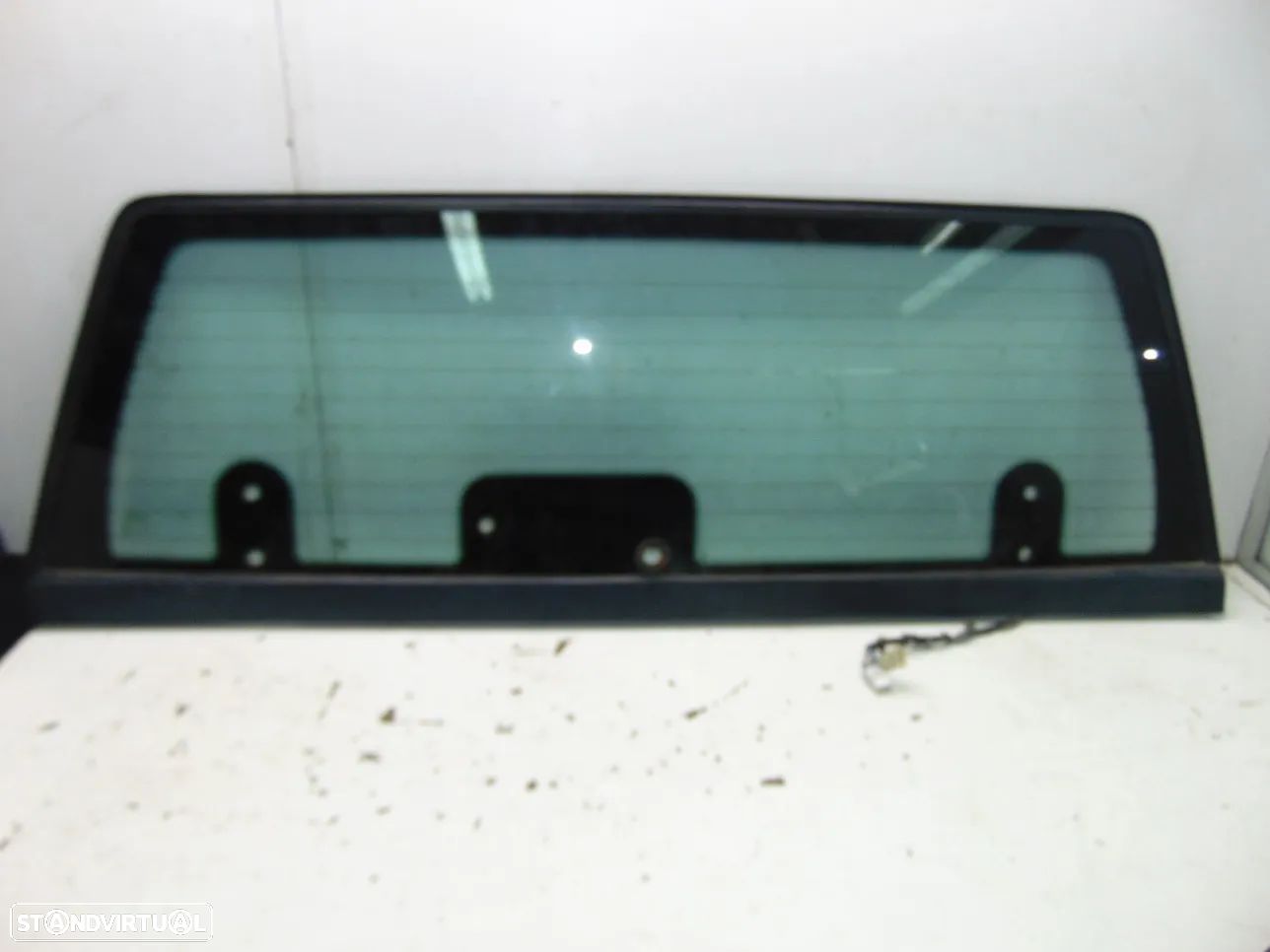 Opel Frontera A vidro mala - 1