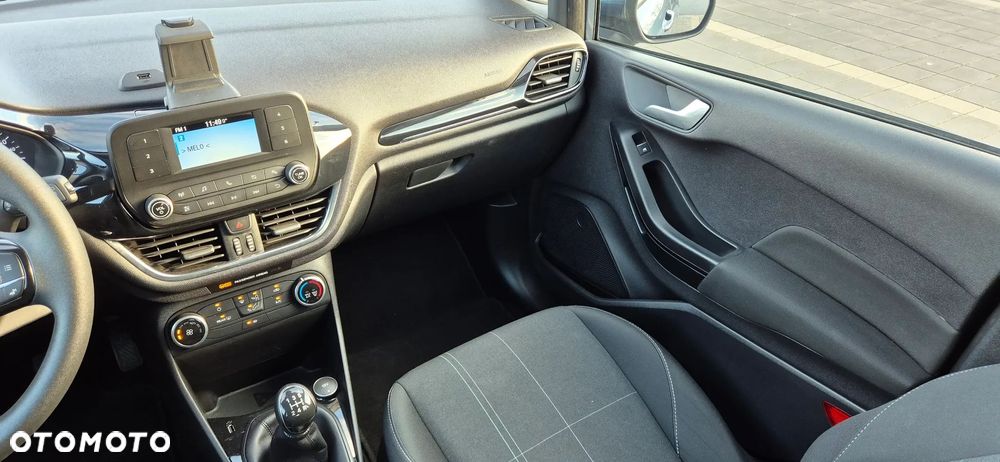 Ford Fiesta 1.1 Trend - 16