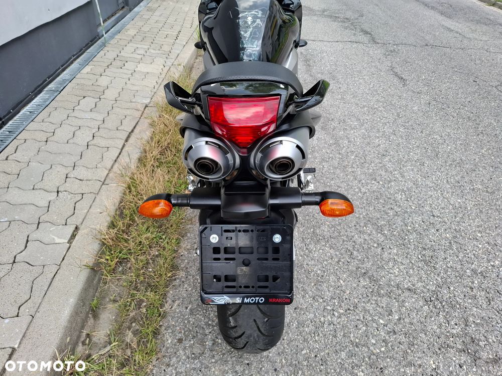 Yamaha FZ6 - 30
