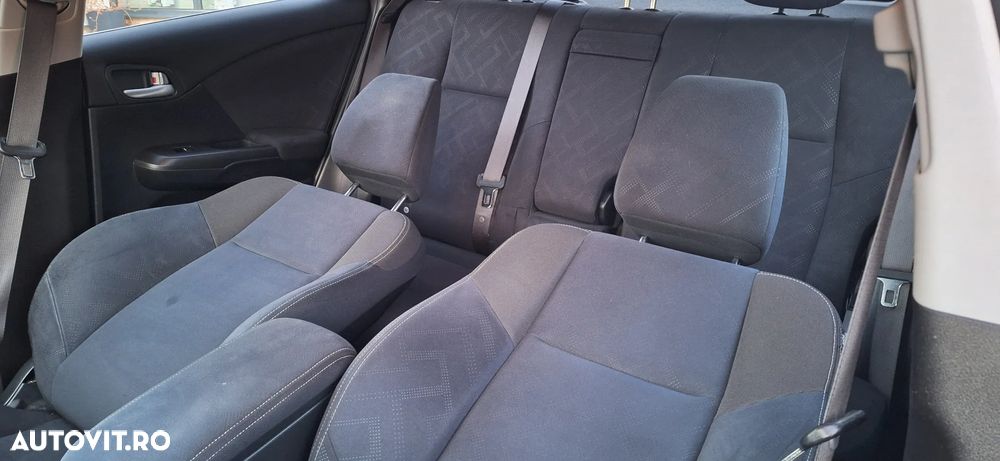 Honda Civic 1.6 i-DTEC Comfort - 12