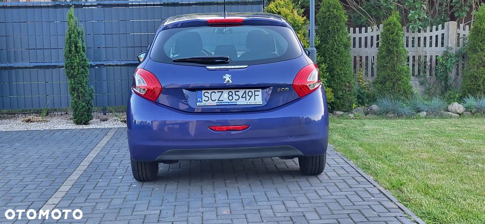 Peugeot 208 1.2 PureTech Active - 11