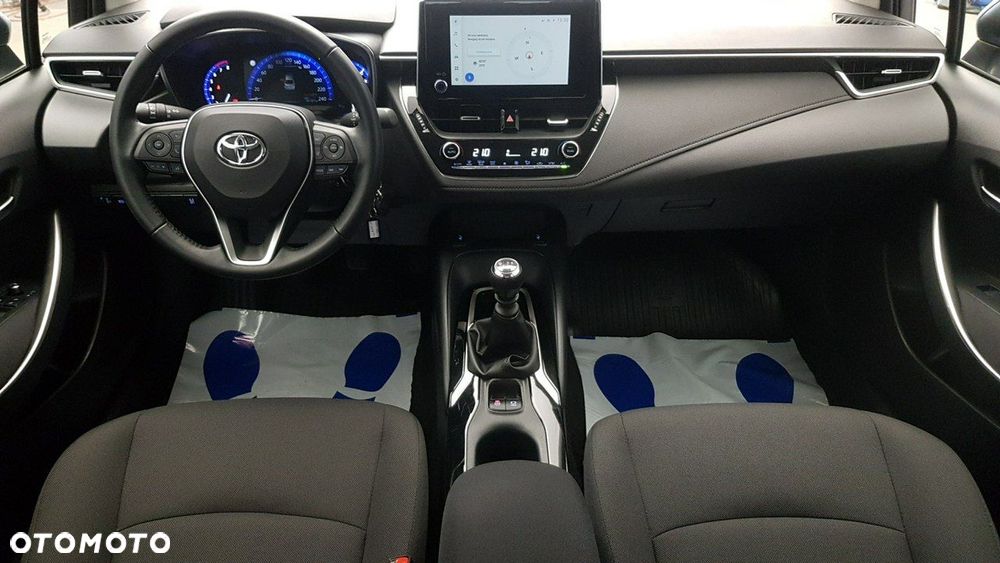 Toyota Corolla - 14