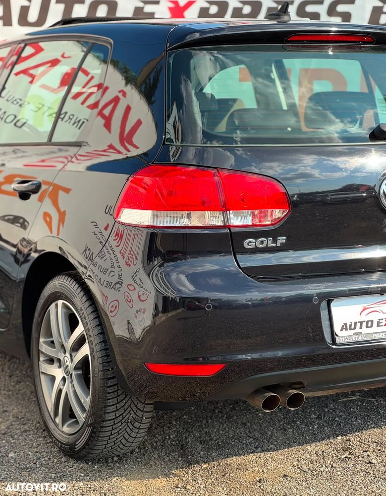 Volkswagen Golf - 21