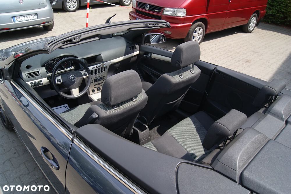 Opel Astra 1.9 CDTI DPF Sport - 29