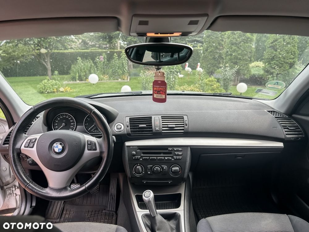 BMW Seria 1 116i - 10