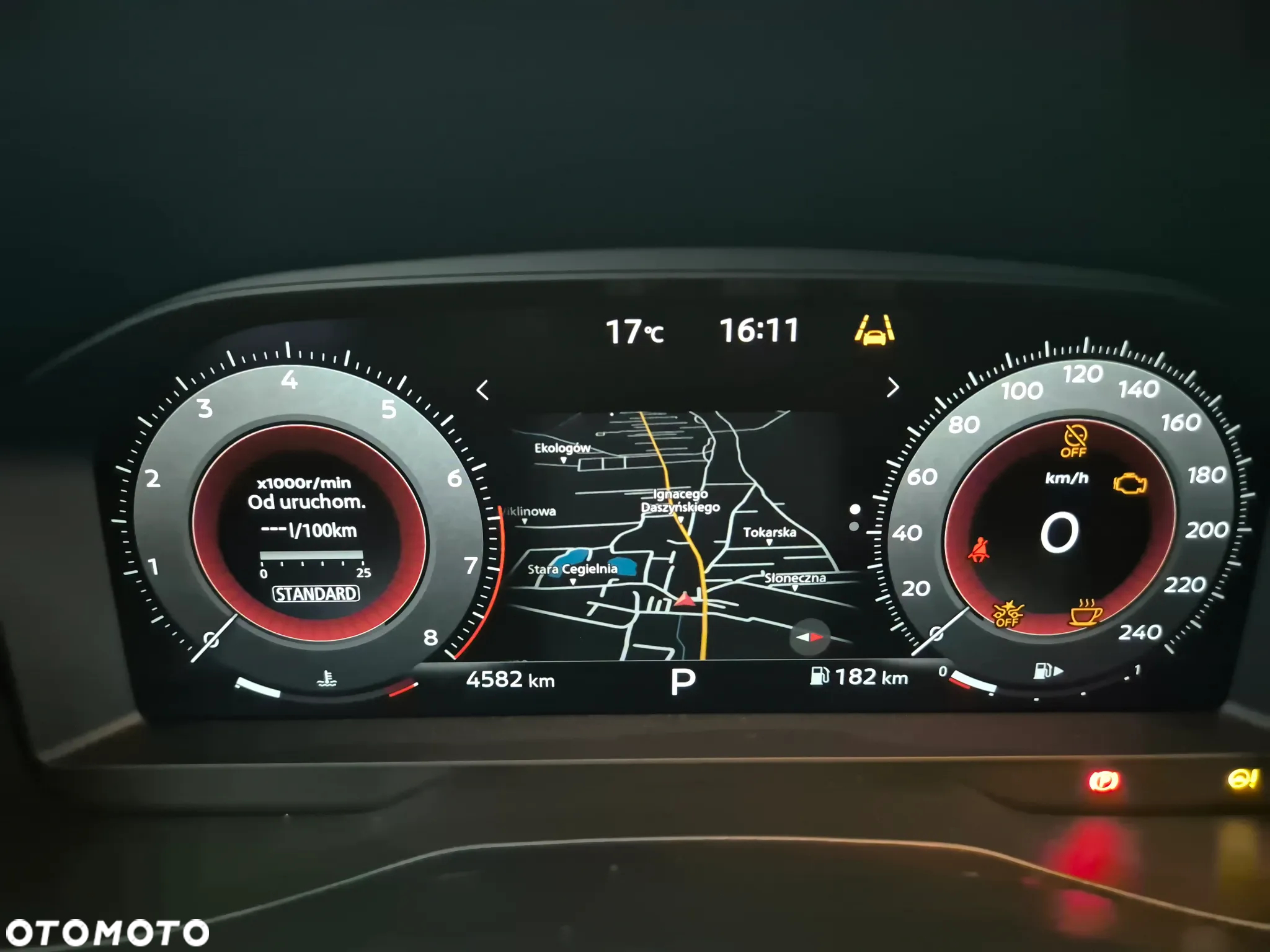 Nissan Juke 1.0 DIG-T N-Connecta DCT - 10