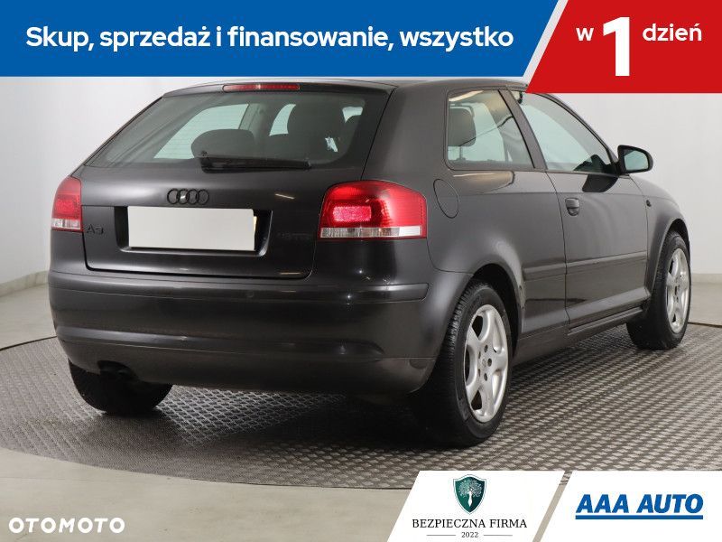 Audi A3 Sportback - 6