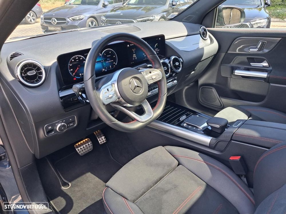 Mercedes-Benz GLA 180 d AMG Line - 11