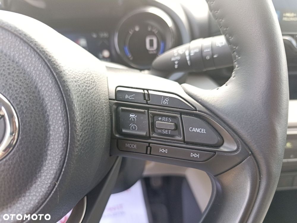 Toyota Yaris - 18