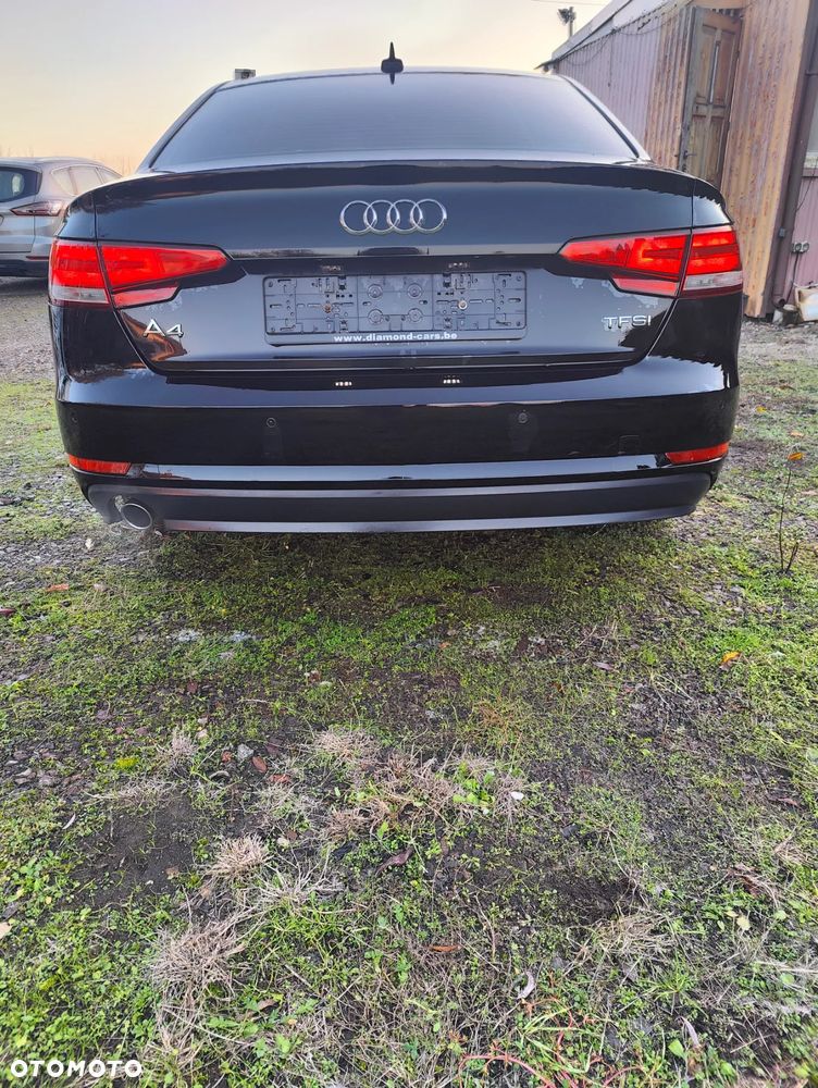 Audi A4 Limousine 1.4 TFSI S tronic sport - 12