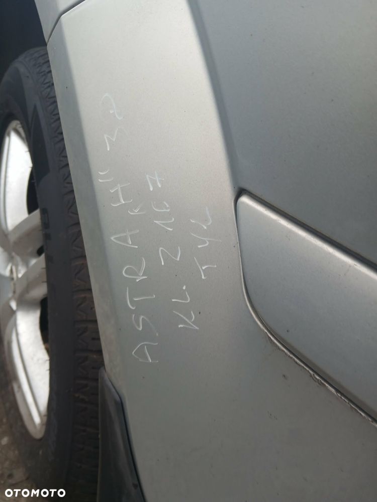 Opel Astra H III 3D zderzak tylny kod lakieru Z167 - 4