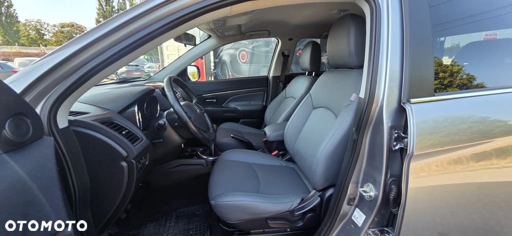 Mitsubishi ASX 1.8 DID Invite 4WD AS&G - 31