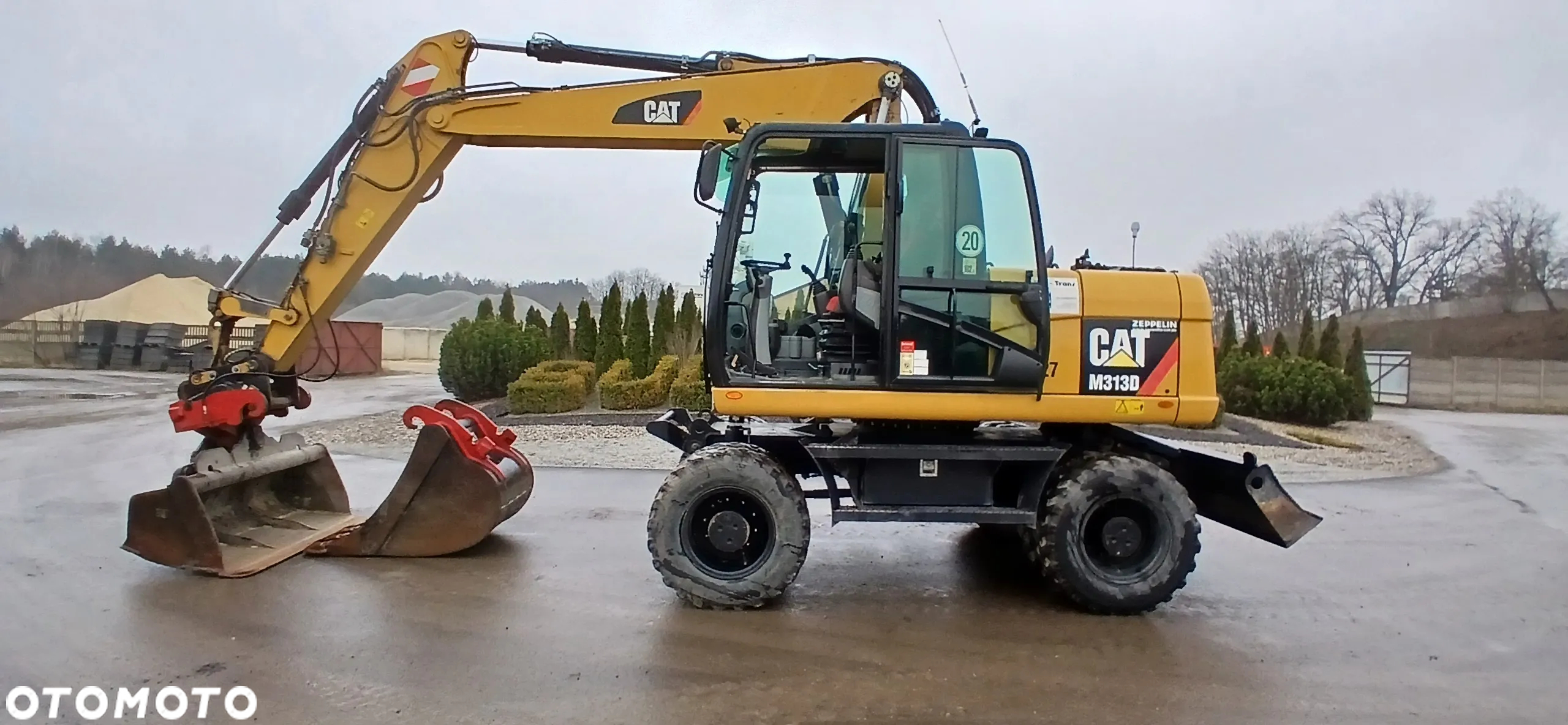 Caterpillar M313d - 4