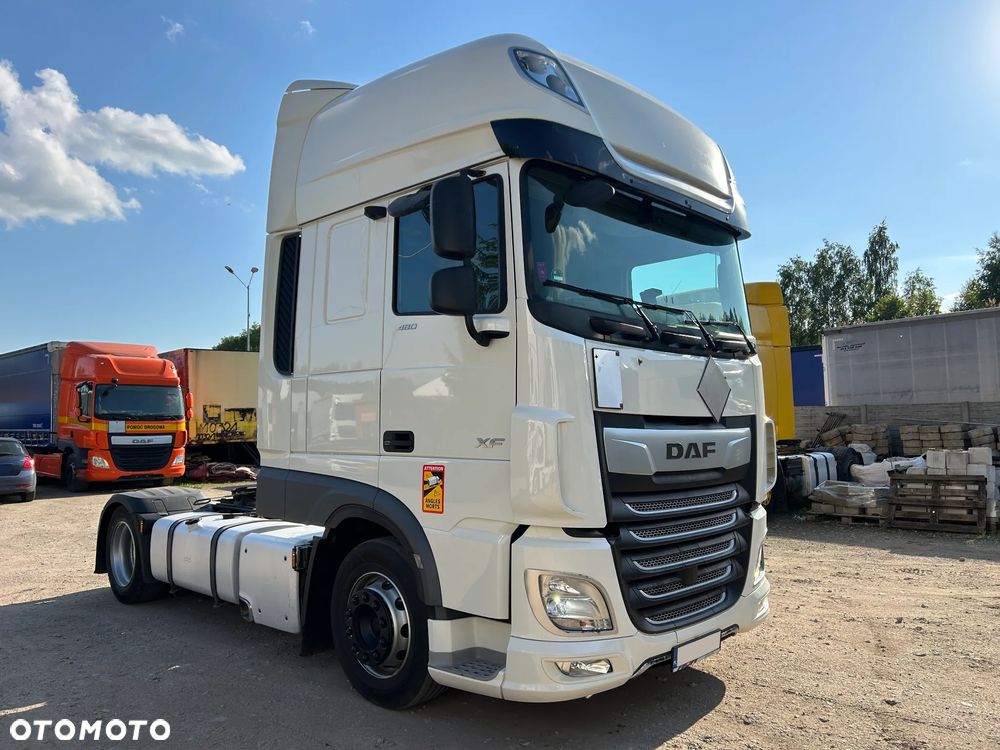DAF XF 106 480 KAMERA / KLIMA POSTOJOWA / MEGA LOW DECK / TYLKO 673 TYS. KM PRZEBIEGU / NAJWYŻSZA KABINA SUPER SPACE CAB / 2020 ROK !! - 3