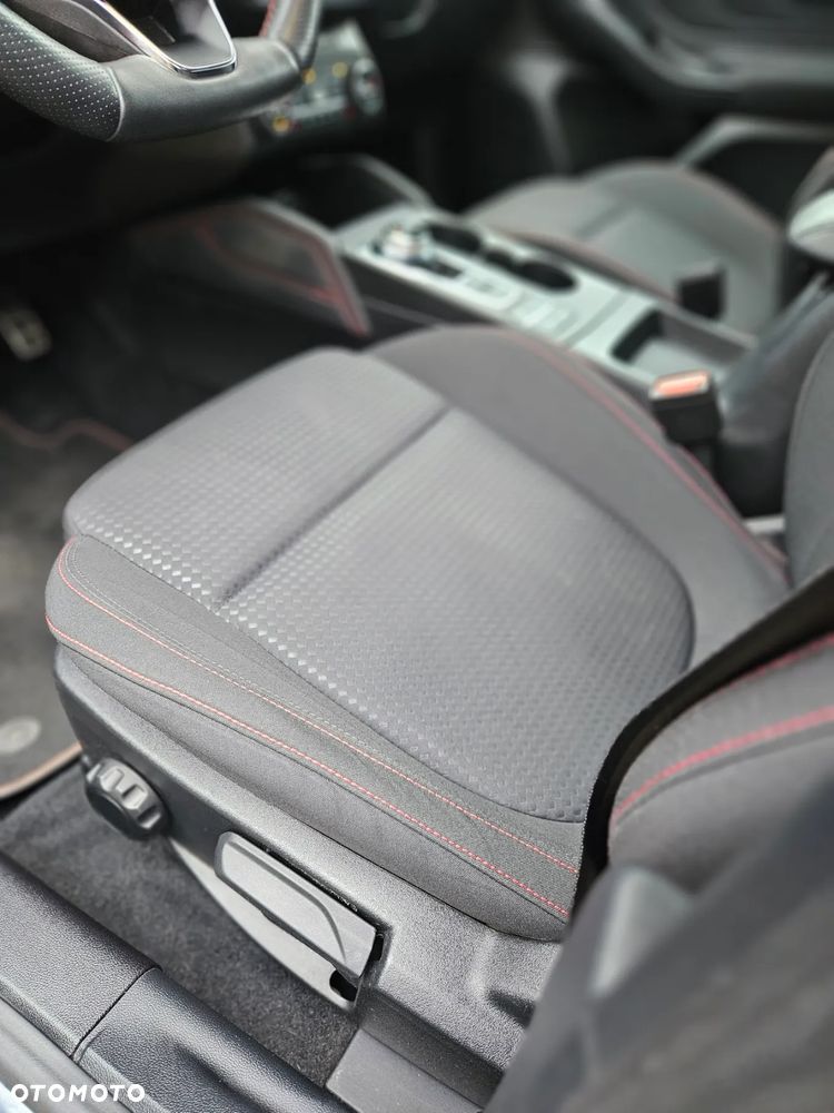 Ford Focus 1.5 EcoBoost ST-Line - 23