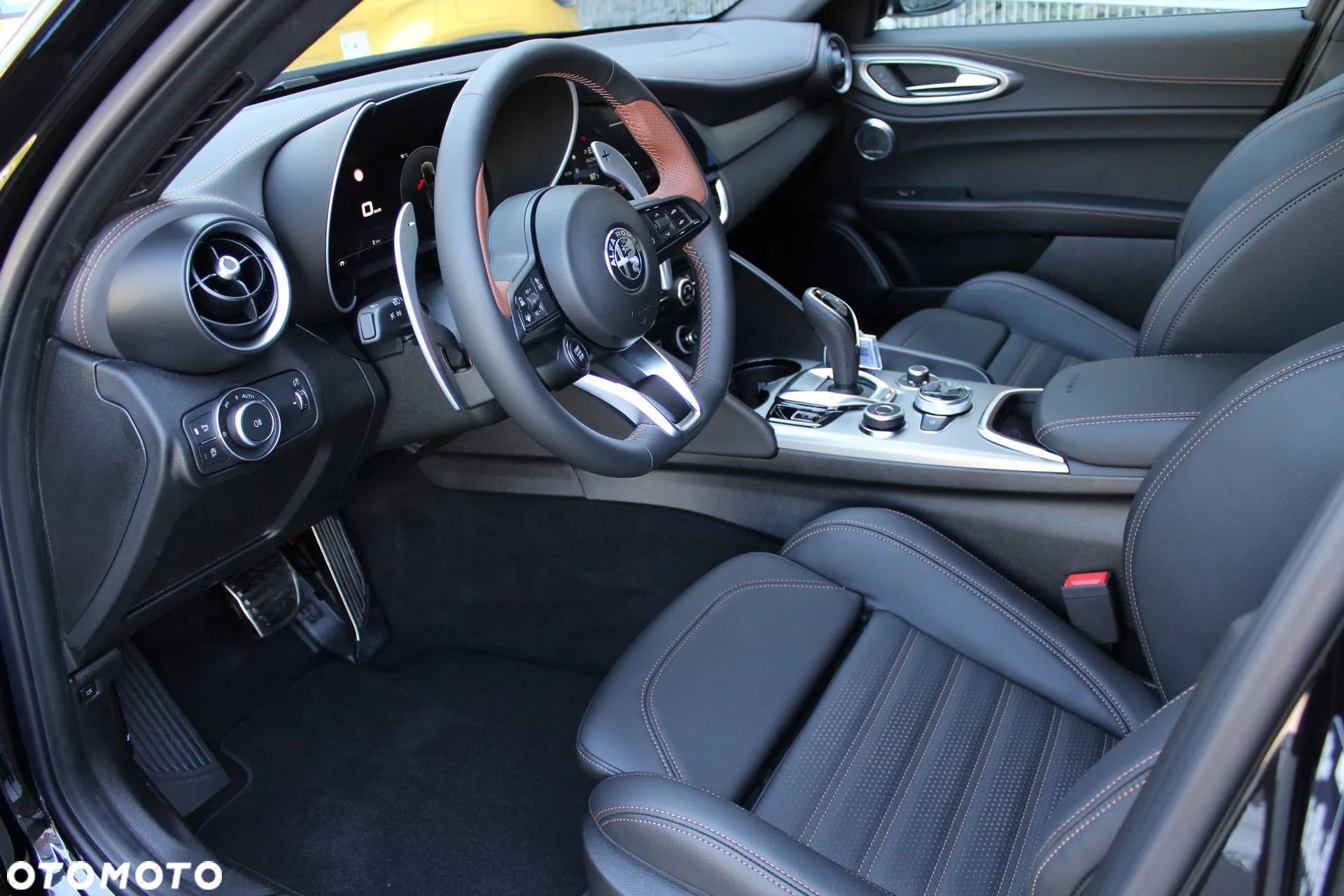 Alfa Romeo Giulia 2.0 Turbo Intensa Q4 - 10