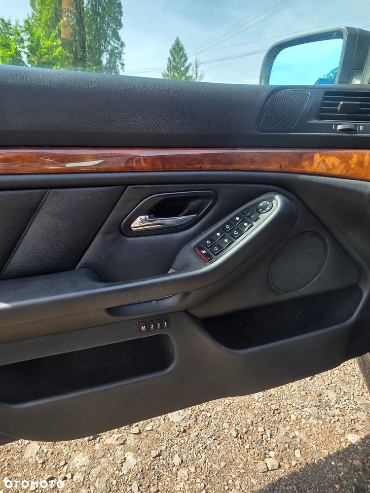 BMW Seria 5 530i - 3