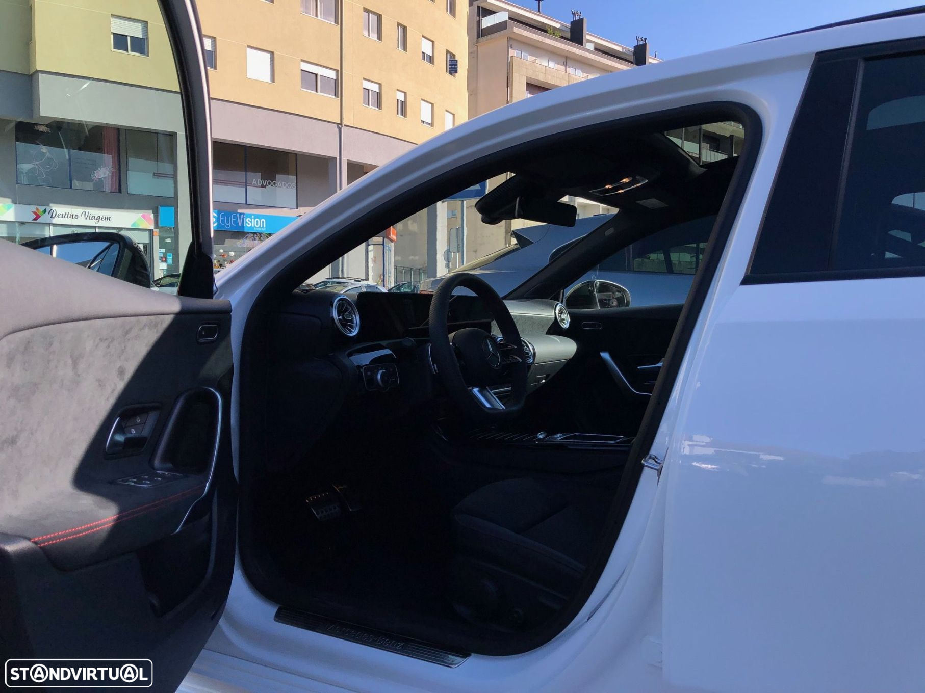Mercedes-Benz A 250 e AMG Line - 7