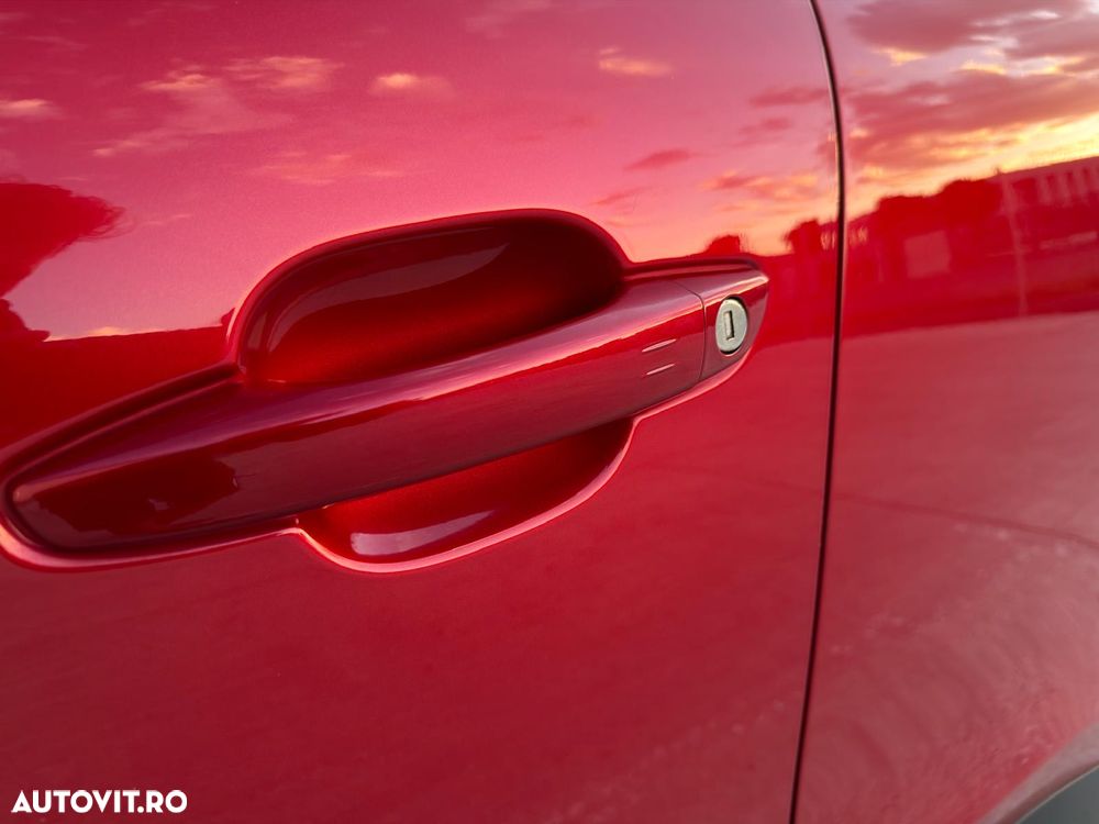 Citroën C4 PureTech 155 Stop&Start EAT8 SHINE - 35