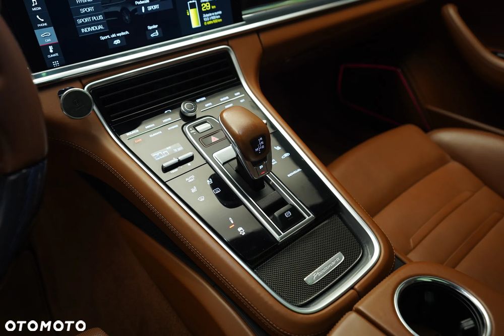 Porsche Panamera Turbo S e-Hybrid - 36