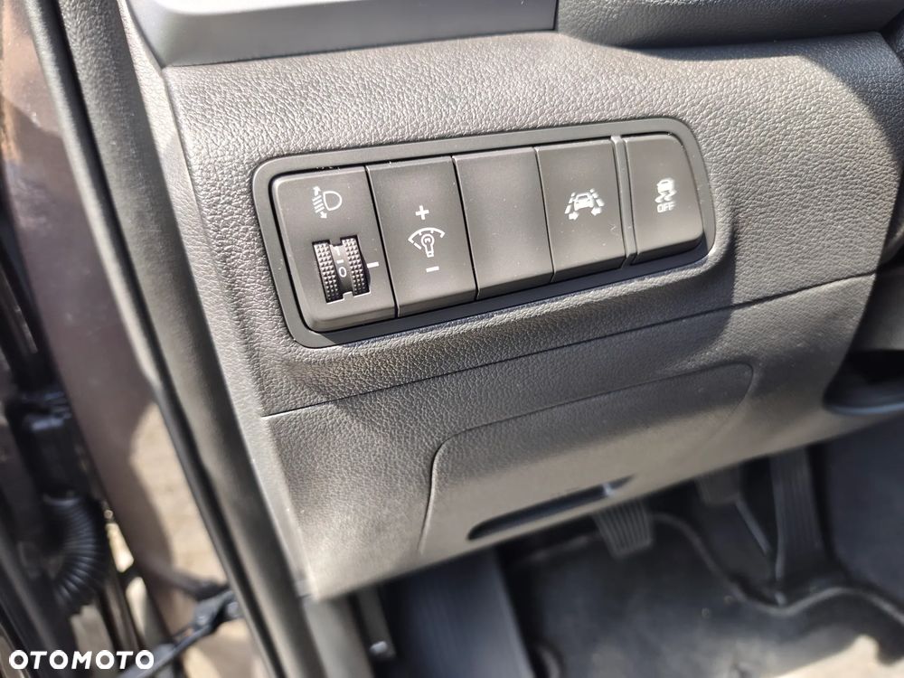 Hyundai Tucson blue 1.6 GDi 2WD Navi - 17