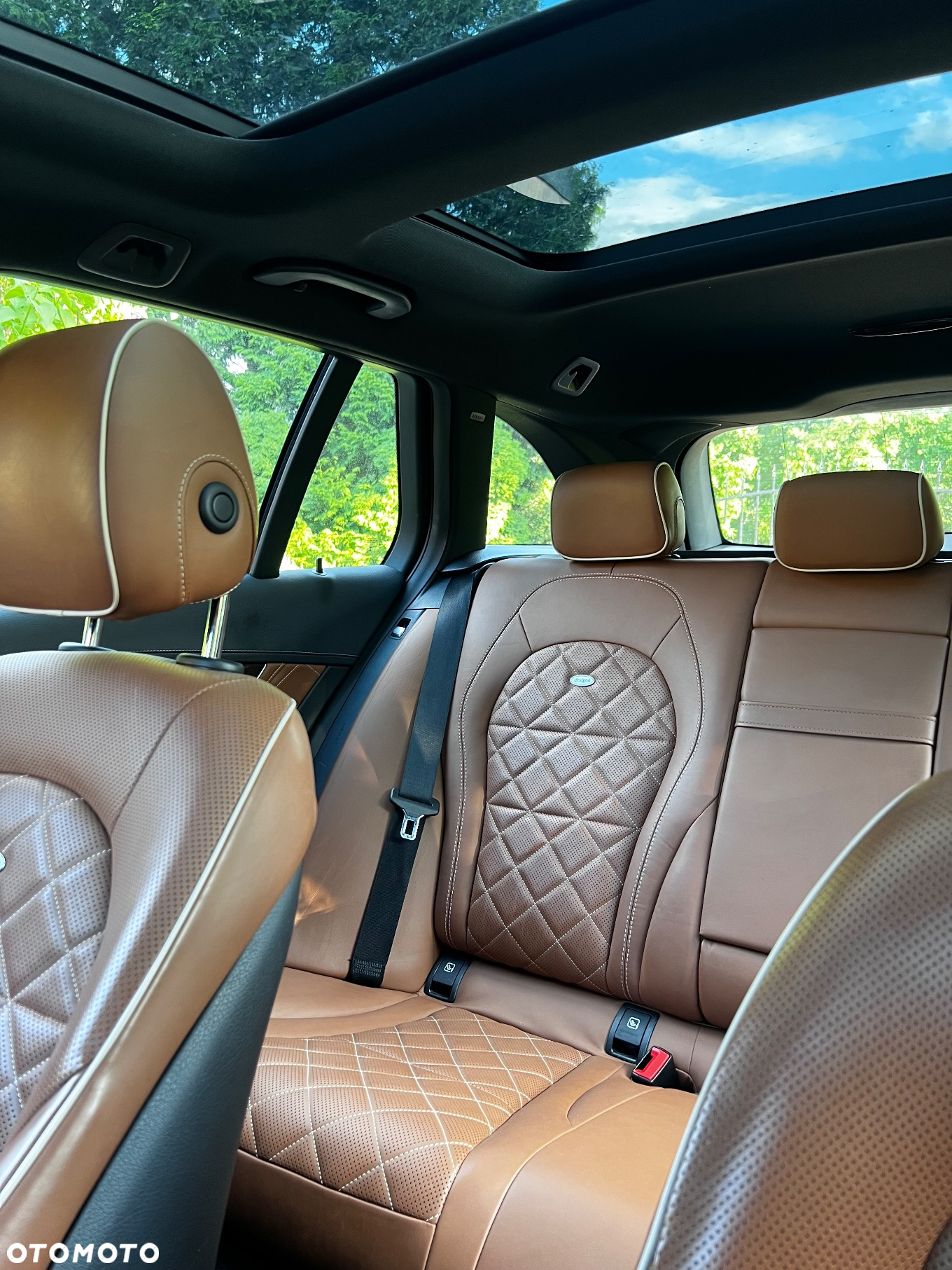 Mercedes-Benz Klasa C AMG 43 4Matic T 9G-TRONIC - 25
