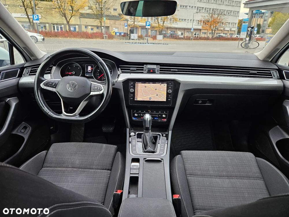 Volkswagen Passat - 14
