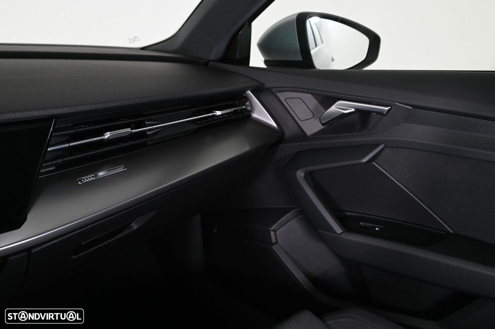 Audi A3 Sportback 30 TFSI Advanced S tronic - 23