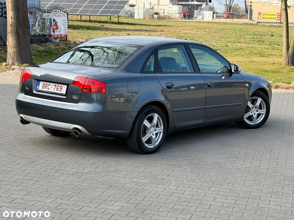 Audi A4 Limousine 1.8 T quattro - 17