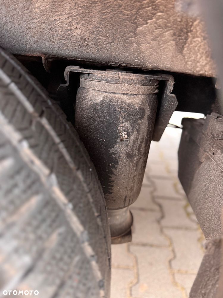 Mercedes-Benz Sprinter - 10