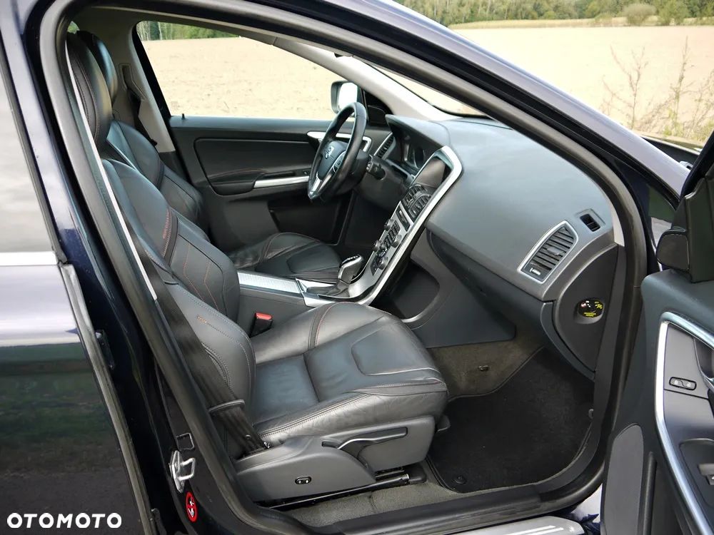 Volvo XC 60 D3 Geartronic Ocean Race - 14