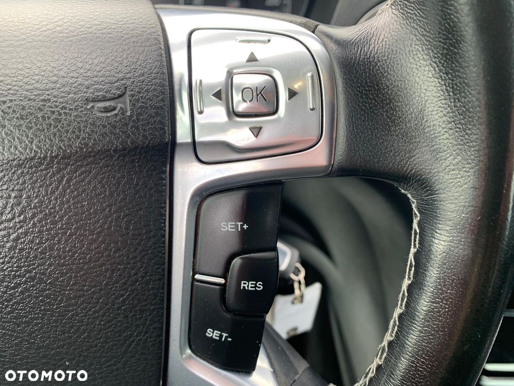 Ford S-Max - 22