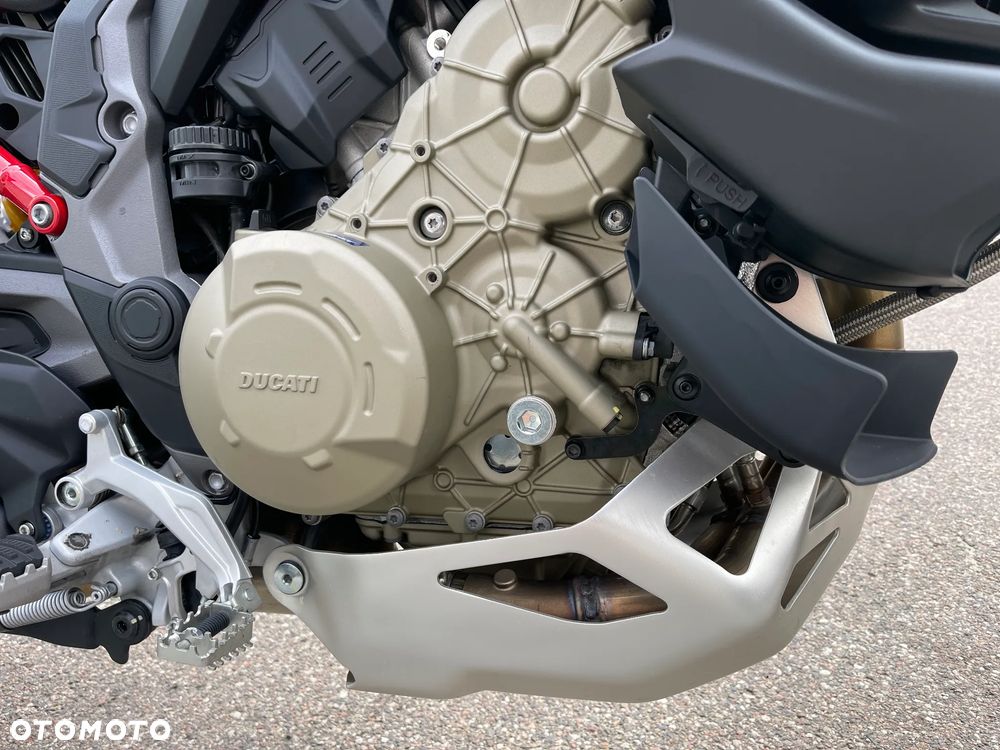 Ducati Multistrada - 16