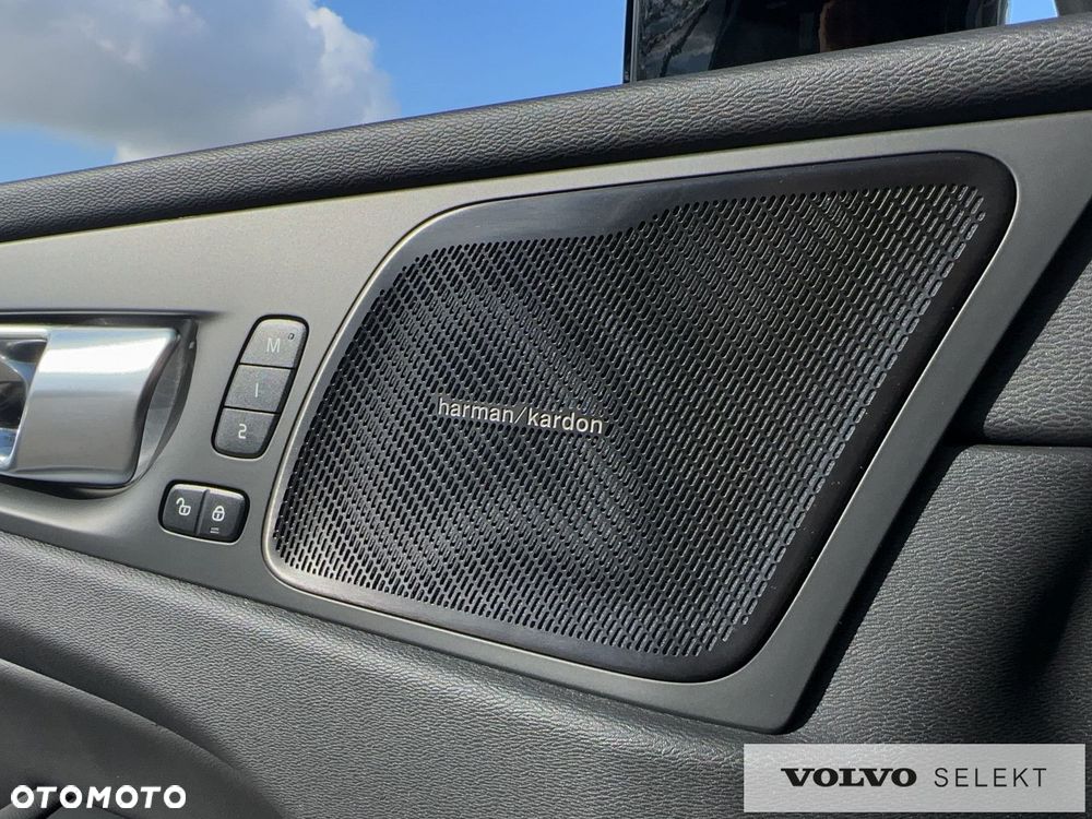 Volvo XC 60 - 32