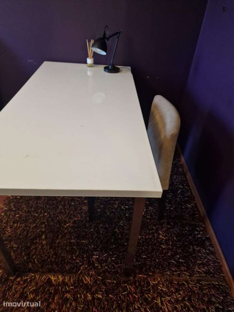 Quarto - localizado em Aveiro - Grande imagem: 4/15