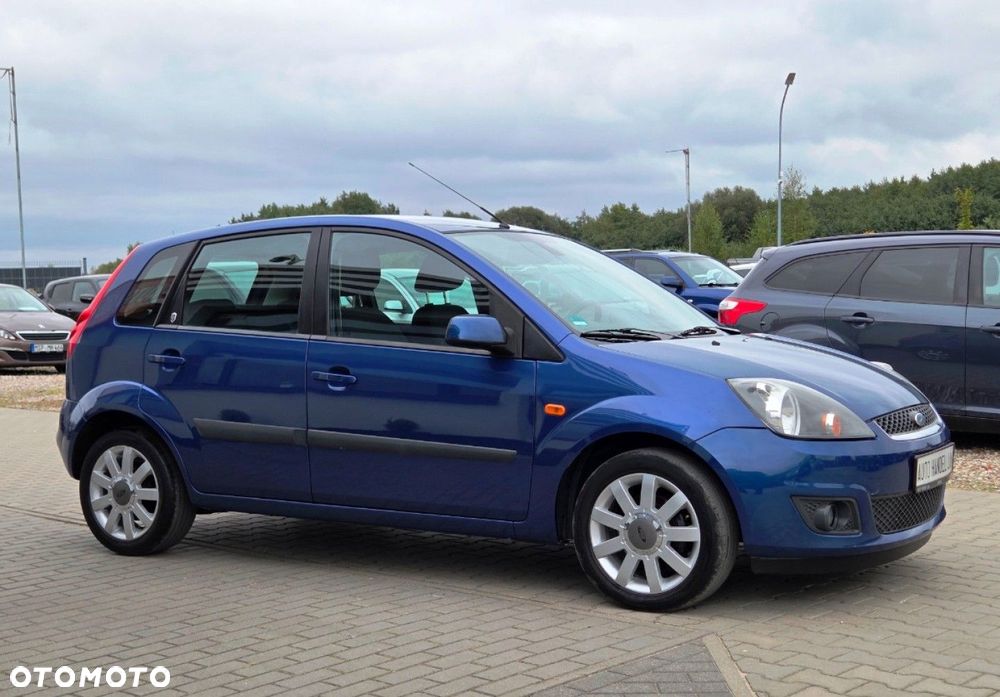 Ford Fiesta - 19