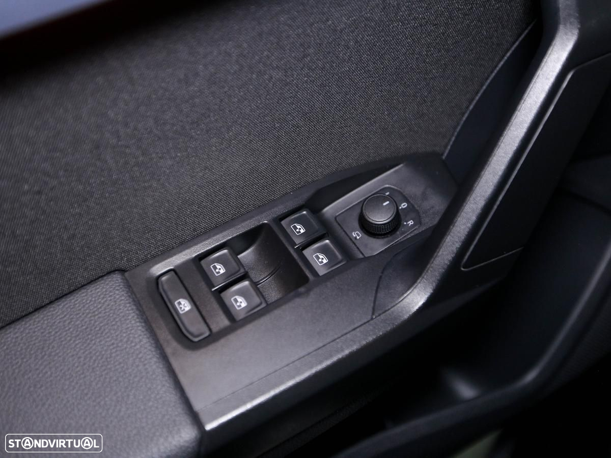 SEAT Arona 1.0 TSI FR - 11