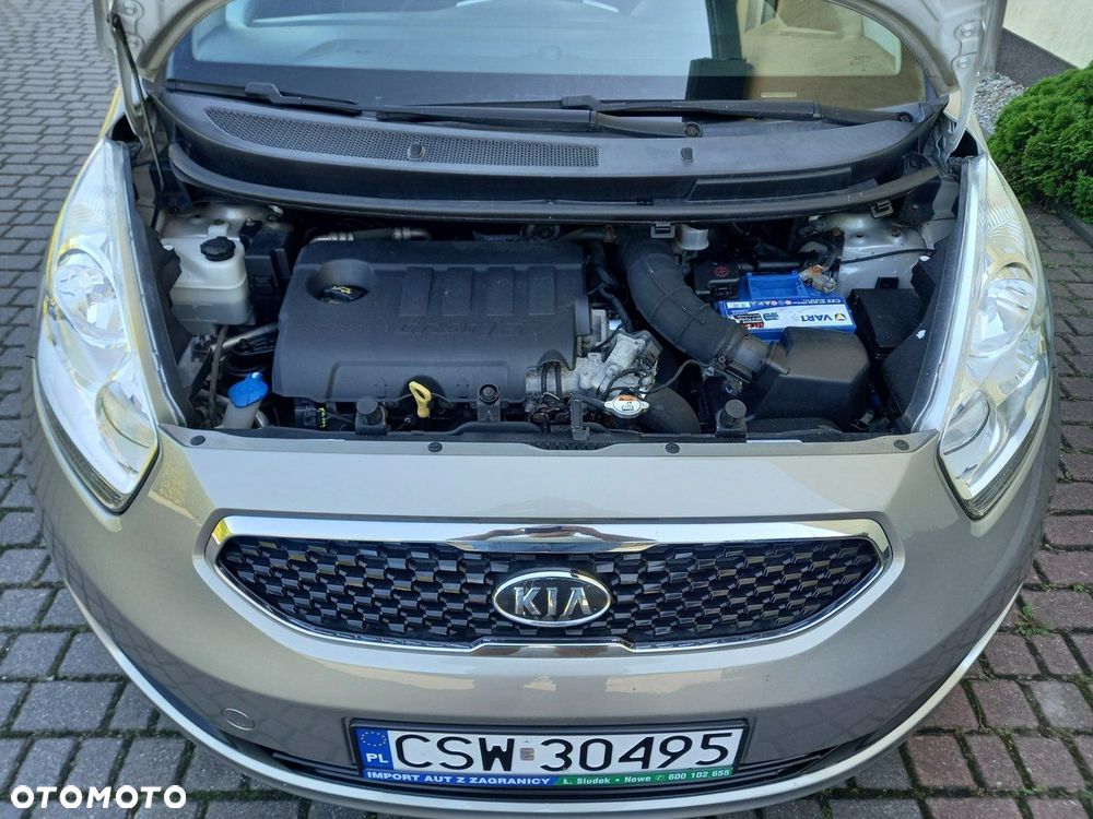 Kia Venga - 14